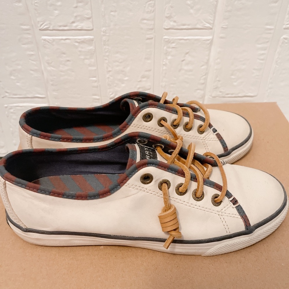 Sperry Women's Crest Vibe Memory-Foam 6.5
